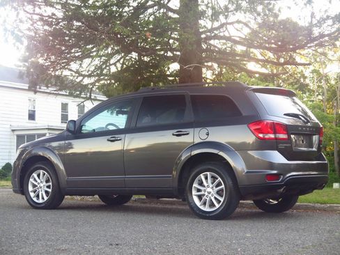Used 2015 Dodge Journey SXT w/ Flexible Seating Group AWD/4WD image 3
