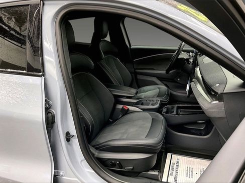 Used 2025 Ford Mustang Mach-E GT image 4