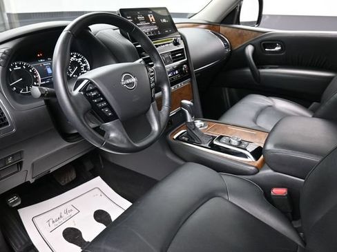 Used 2022 Nissan Armada SL w/ Captain's Chairs Package AWD/4WD image 19