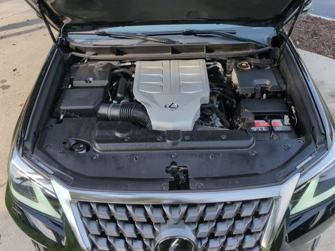 Used 2023 Lexus GX 460 Premium w/ Premium Package AWD/4WD image 35