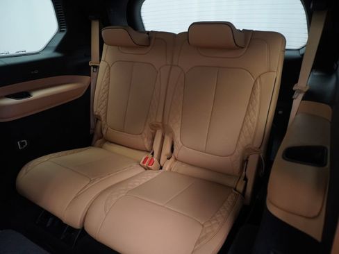 Used 2024 Jeep Grand Cherokee L Summit AWD/4WD image 14