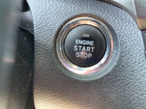 Used 2017 Toyota Sienna Limited Premium AWD/4WD image 27