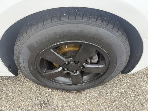 Used 2015 Chevrolet Cruze LT FWD image 8