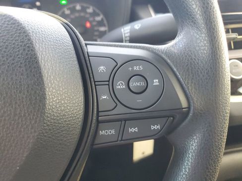 Certified 2023 Toyota Corolla LE image 34