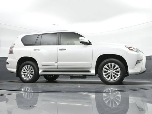 Used 2019 Lexus GX 460 Premium w/ Premium Package AWD/4WD image 33