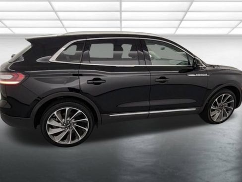 Used 2023 Lincoln Nautilus Reserve w/ Equipment Group 201A AWD/4WD image 8