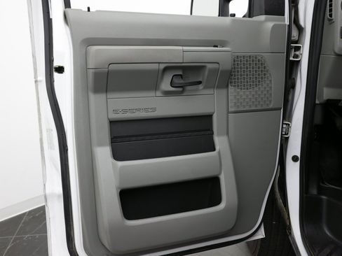 Used 2022 Ford E-350 and Econoline 350 Super Duty w/ Power Windows & Locks Group RWD image 12