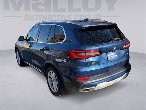 Used 2023 BMW X5 xDrive40i w/ Premium Package image 4