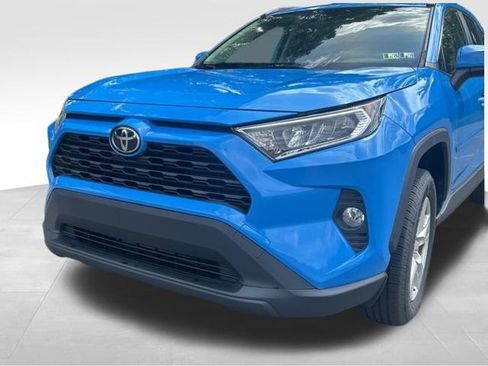 Used 2019 Toyota RAV4 XLE w/ All Weather Liner Package AWD/4WD image 9