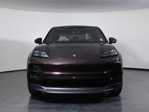 Certified 2025 Porsche Macan 4S Electric image 10