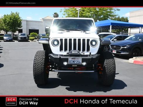 Used 2021 Jeep Wrangler Unlimited Rubicon AWD/4WD image 2