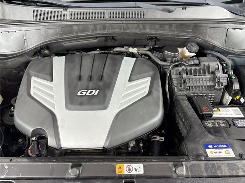 Used 2017 Hyundai Santa Fe SE Ultimate image 52