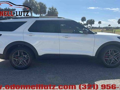 Used 2025 Ford Explorer ST w/ Sun And Sound Package image 6