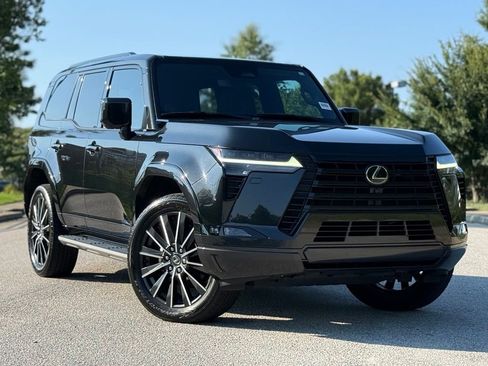 Certified 2024 Lexus GX 550 AWD/4WD image 2