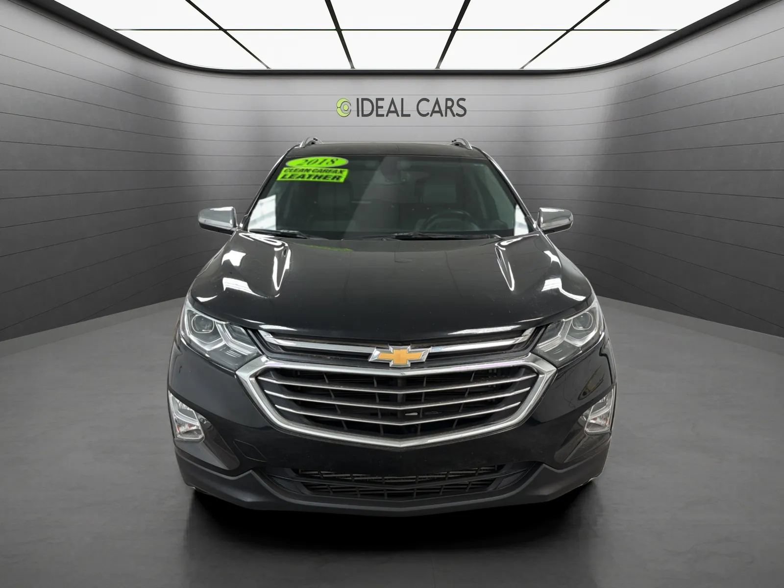 Used 2018 Chevrolet Equinox Premier FWD image 2