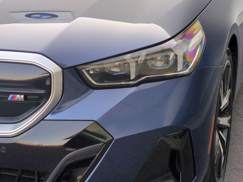 Used 2026 BMW i5 M60 AWD/4WD image 6
