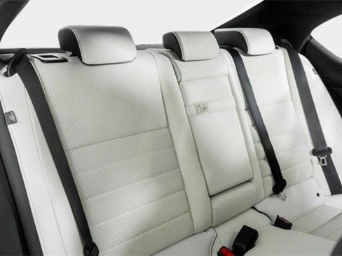 Used 2024 Lexus IS 500 w/ Accessory Package image 39