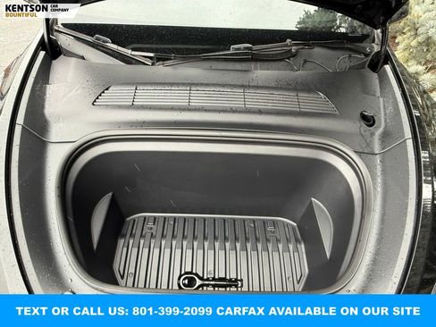 Used 2024 Tesla Model Y Performance image 37