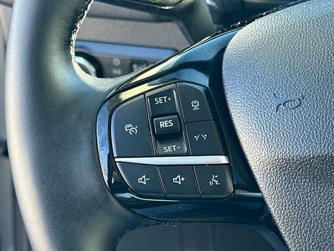 Used 2025 Ford Escape Platinum image 29