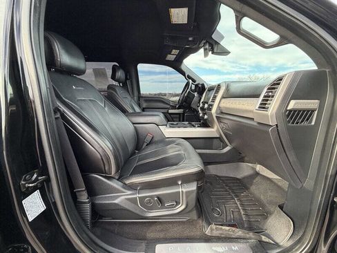 Used 2017 Ford F350 Platinum w/ Platinum Ultimate Package image 29