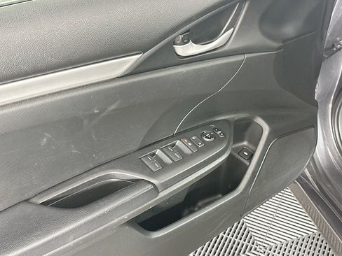 Used 2021 Honda Civic Sport image 15