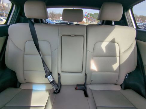 Used 2020 Kia Sportage S image 19