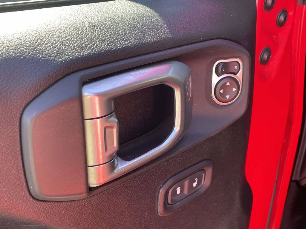 Used 2020 Jeep Wrangler Unlimited Sport S AWD/4WD image 24