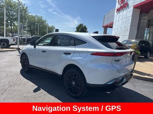 Used 2024 Toyota Venza Nightshade AWD/4WD image 5