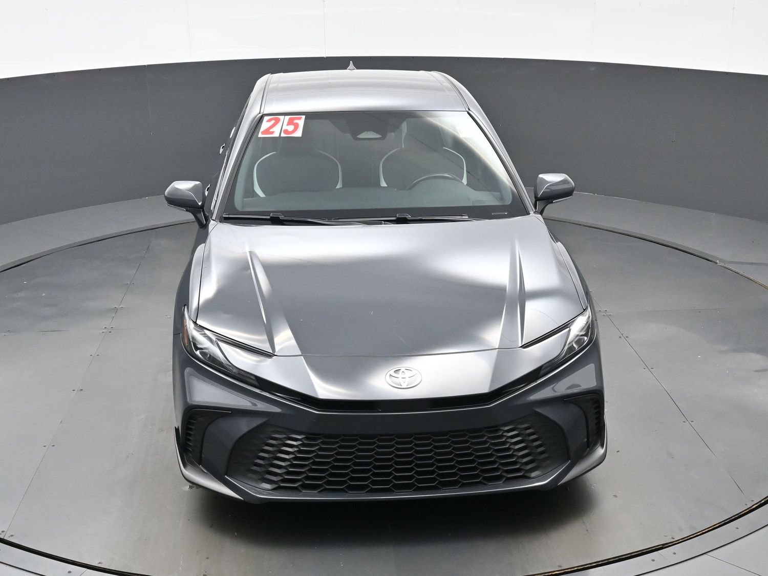 Used 2025 Toyota Camry SE FWD image 36