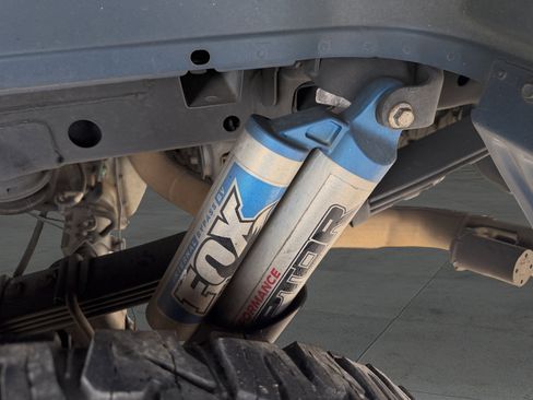 Used 2017 Ford F150 Raptor w/ Equipment Group 802A Luxury image 3