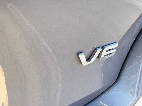 Used 2020 Kia Sorento S FWD image 25