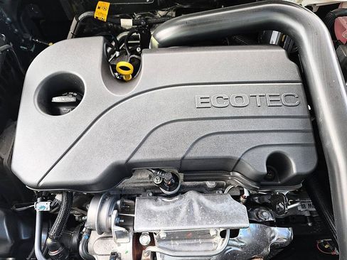 Used 2024 Chevrolet Equinox LT w/ LPO, Floor Liner Package FWD image 35