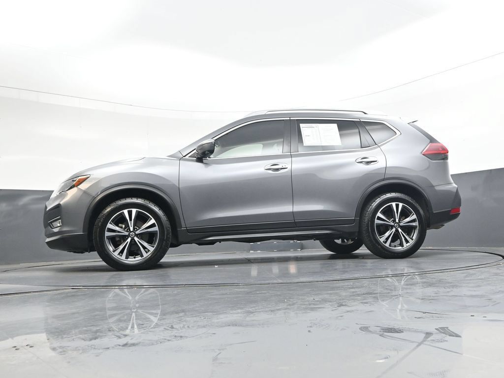 Used 2019 Nissan Rogue SV w/ Premium Package FWD image 38
