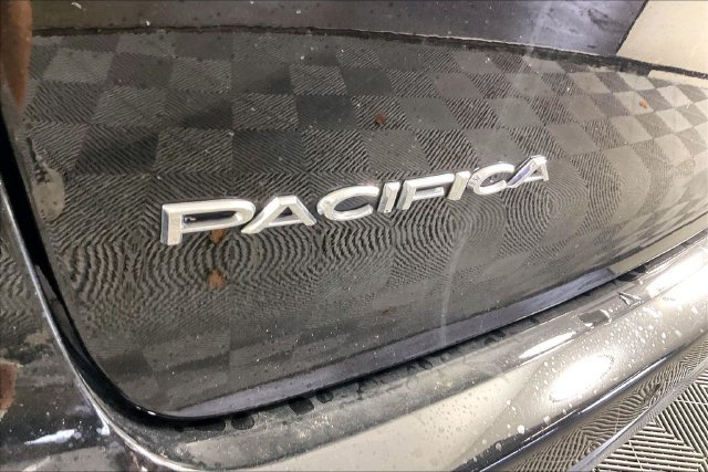 Used 2026 Chrysler Pacifica Select FWD image 20