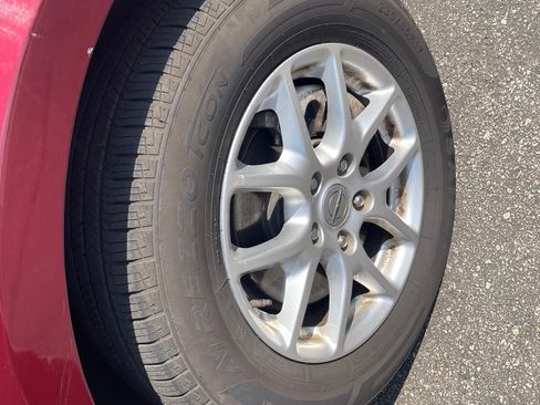 Used 2023 Chrysler Pacifica Touring-L FWD image 12