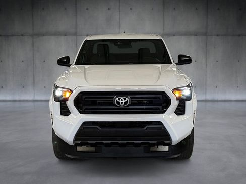 Used 2024 Toyota Tacoma SR RWD image 8