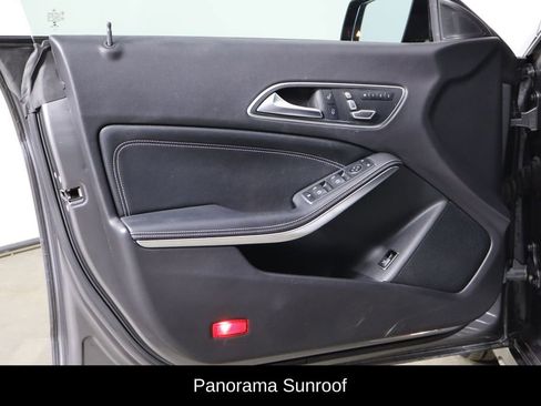 Used 2019 Mercedes-Benz CLA 250 image 13