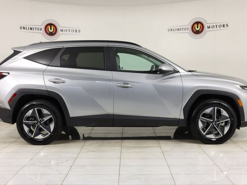 Used 2025 Hyundai Tucson SEL AWD/4WD image 2