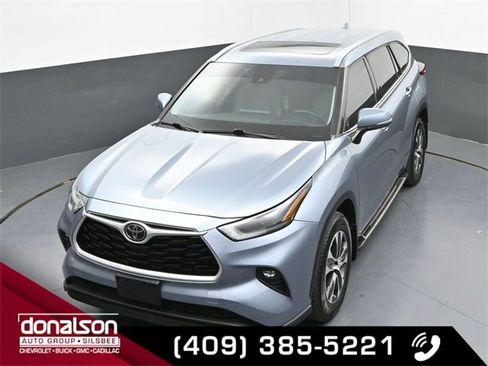 Used 2021 Toyota Highlander XLE image 21