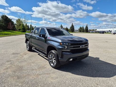 Used 2022 Chevrolet Silverado 1500 RST AWD/4WD image 3