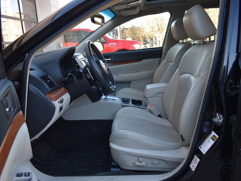 Used 2013 Subaru Outback 2.5i Limited image 7