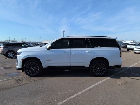 Used 2023 Cadillac Escalade V w/ Heavy-Duty Trailer Package image 3