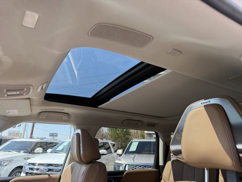 Certified 2025 INFINITI QX80 Sensory image 26