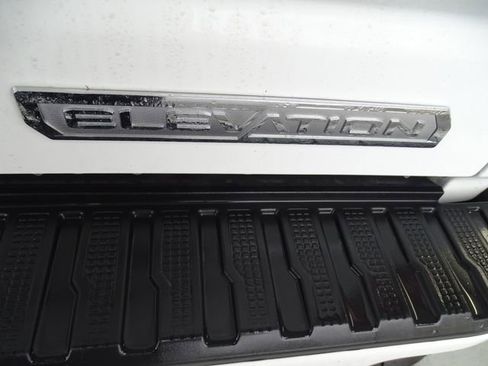 Certified 2022 GMC Sierra 1500 Elevation image 30