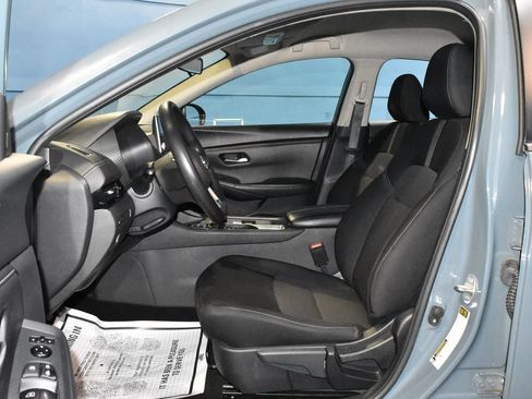 Used 2024 Nissan Sentra SV FWD image 6