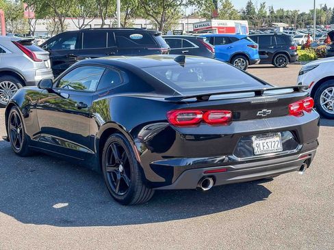 Used 2019 Chevrolet Camaro LT image 2
