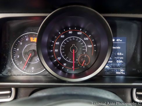 Used 2022 Hyundai Elantra SEL FWD image 19