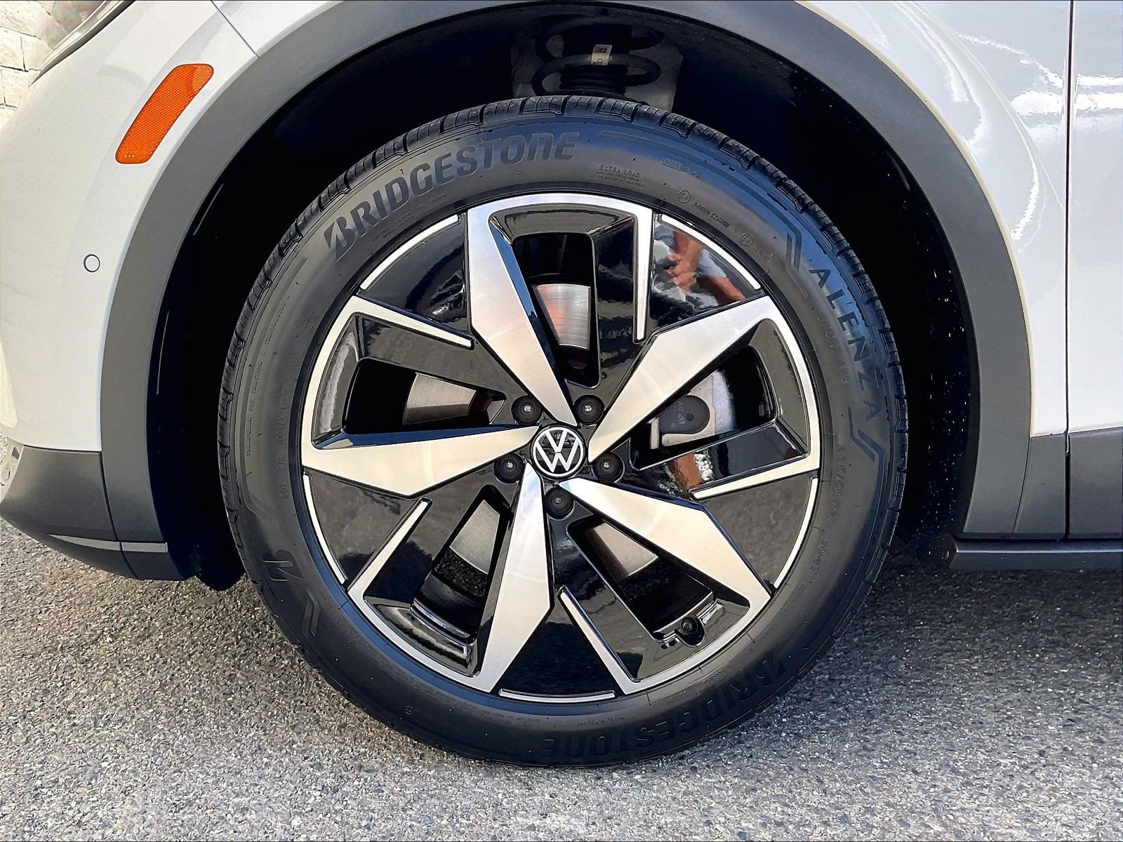 Certified 2023 Volkswagen ID.4 Pro S RWD image 7