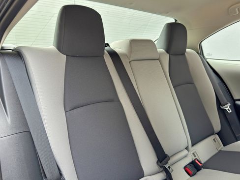 Used 2025 Toyota Corolla LE FWD image 36