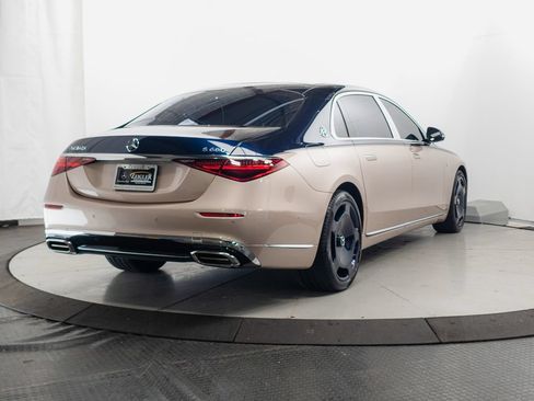 Certified 2023 Mercedes-Benz Maybach S 680 4MATIC image 39